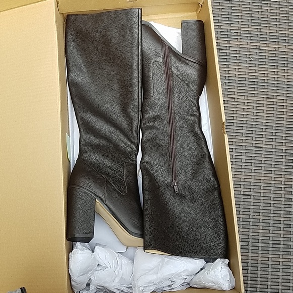 NIB Land's End block heel boot - Picture 7 of 7